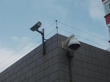 室外安裝監(jiān)控?cái)z像頭，個(gè)數(shù)越多越好嗎